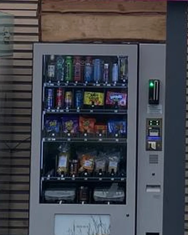 Getränke- und Snackautomat bei Tante Pauli
